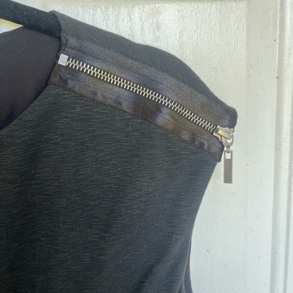 Diane Von Furstenberg dark gray cap sleeve cinched wool blend midi dress size 6 - Picture 4 of 6